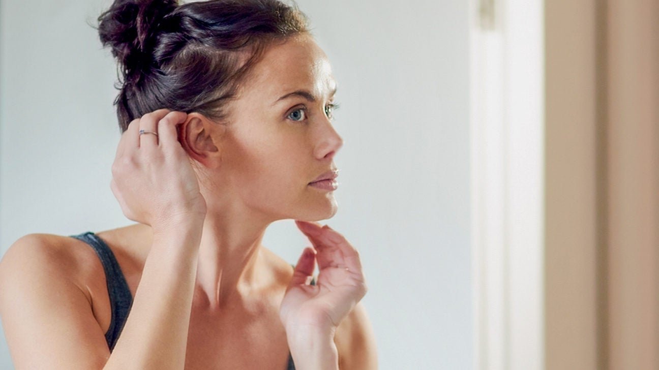 How to Minimize Swelling After Rhinoplasty